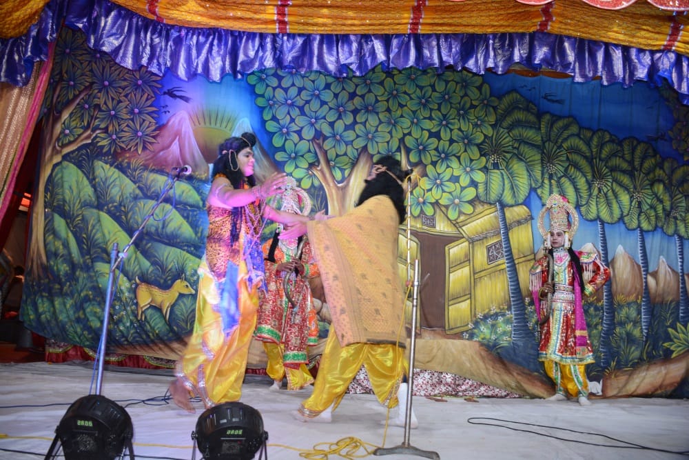 Ramleela 2019 day time office work in night acting in ramleela