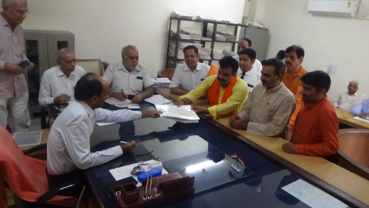 17 candidates nominated on thursday, last day today