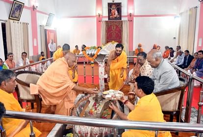 President Ramnath Kovind Meet Swami Avdheshanand Giri and Do shiva Worship in haridwar
