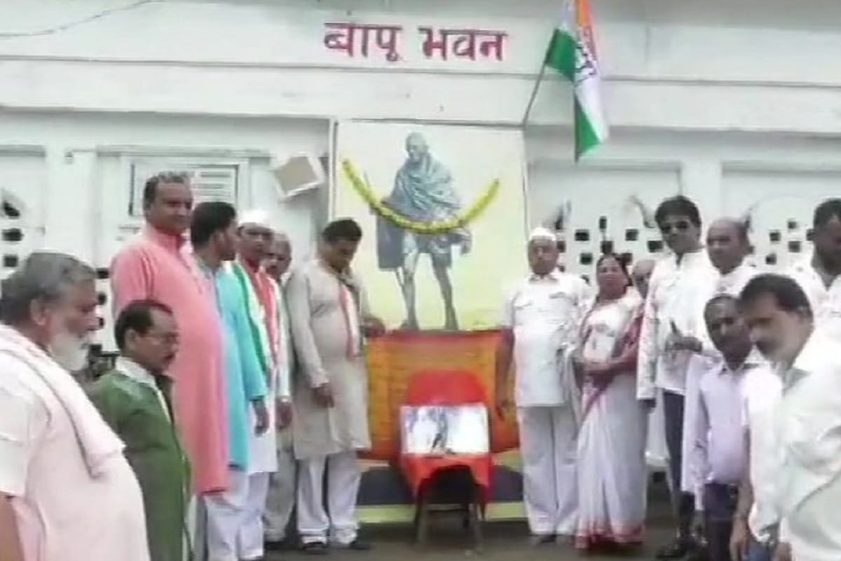 Madhya Pradesh : An urn containing ashes Mahatma Gandhi got stolen from Bapu Bhawan Rewa