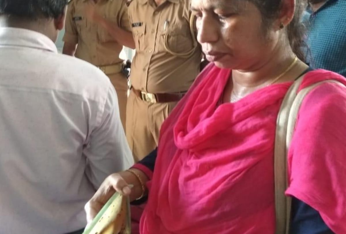 mother became emotional seeing the tiffin box of her dead child