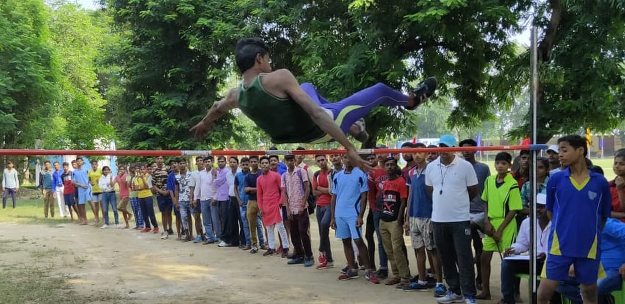 Shrey Raj first in 100 meter race
