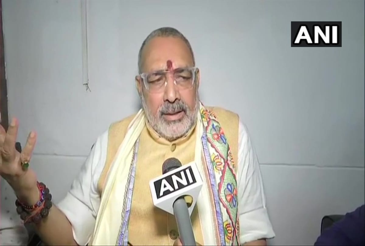 Begusarai, Minister Giriraj Singh reached in conversion dispute, cremated body according to Hinduism