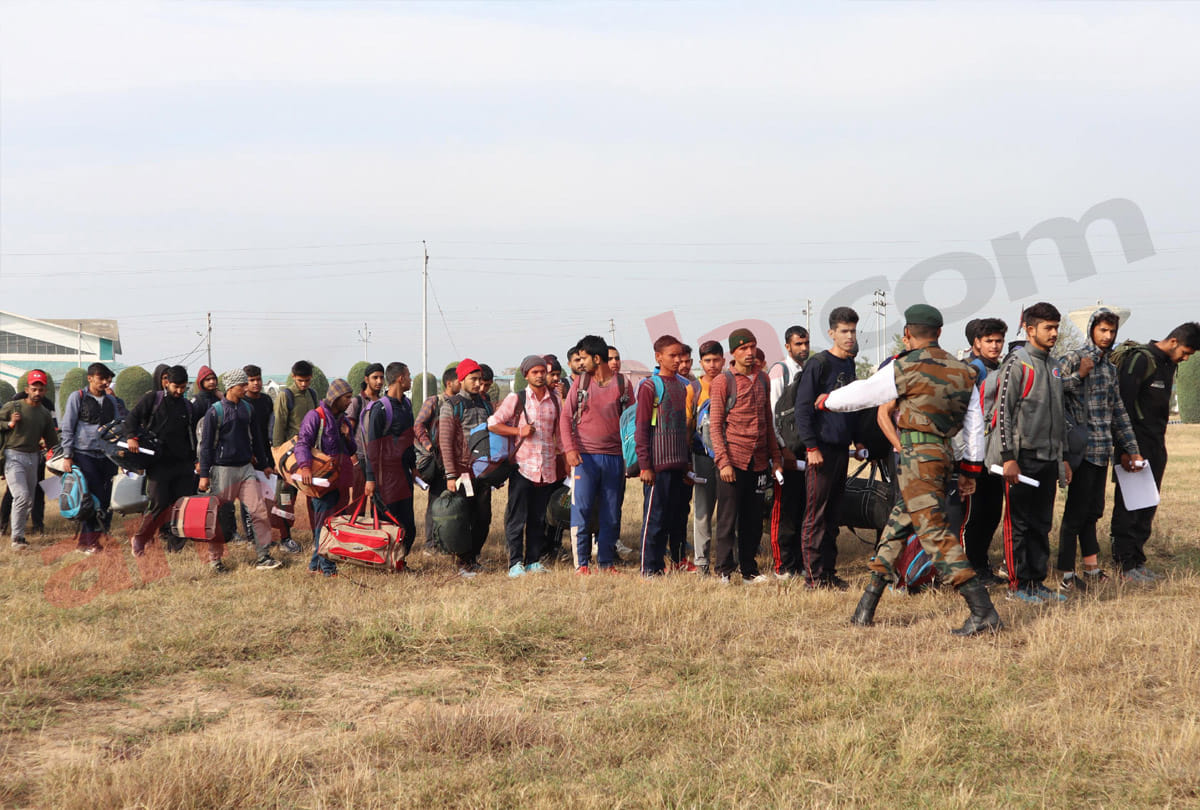 Indian Army holds recruitment rally in Srinagar Jammu and Kashmir, Over 2000 youth took part