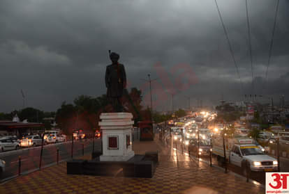 Heavy Rainfall in Jammu Kashmir, Temperature Fall in State, Blackout in Jammu