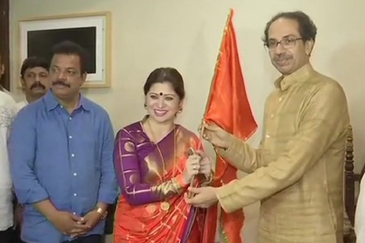 Maharashtra Election : Marathi actress Deepali Sayyad joins Shiv Sena