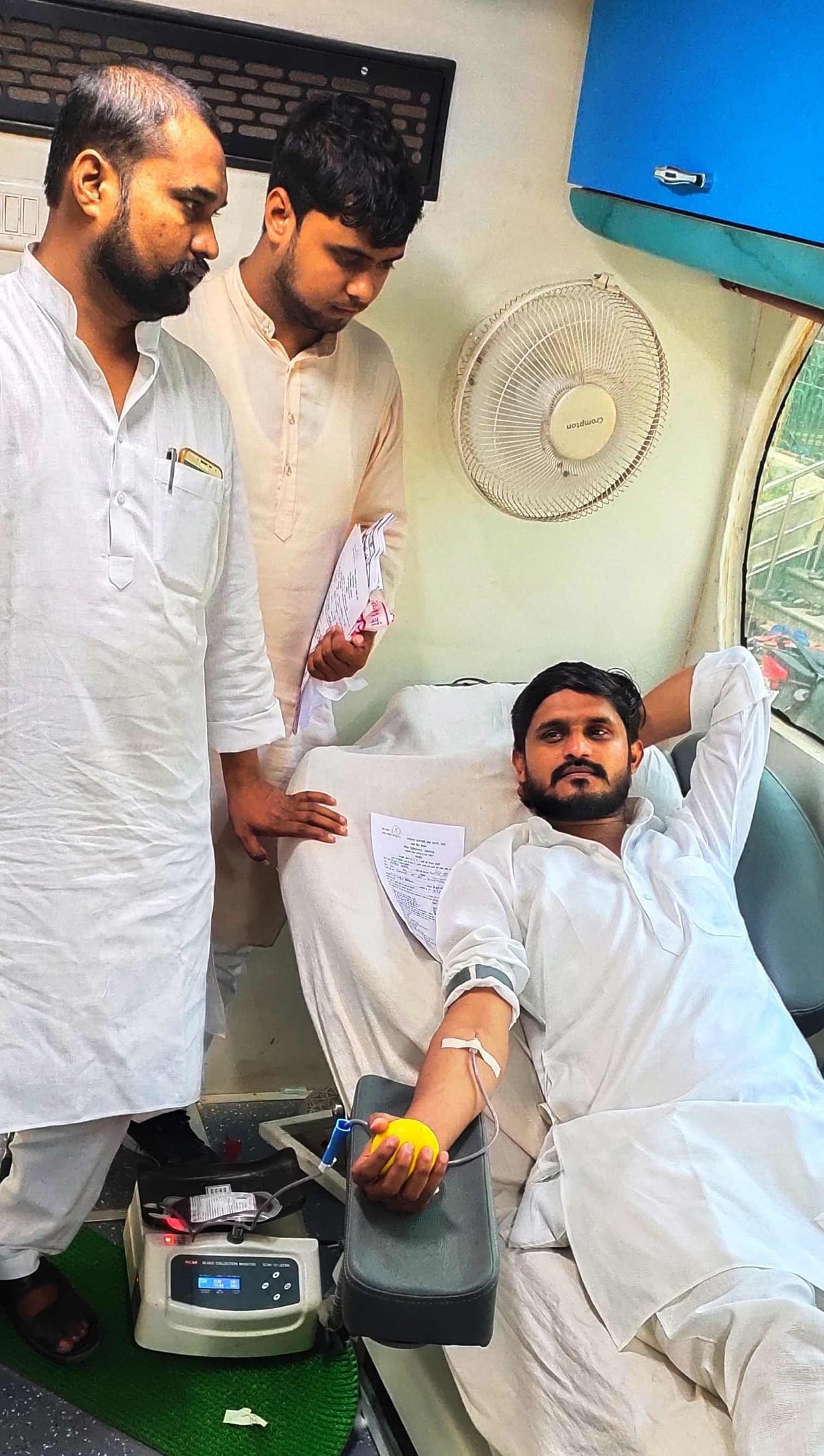 Rashtriya Ulema Council celebrated the foundation day by donating blood