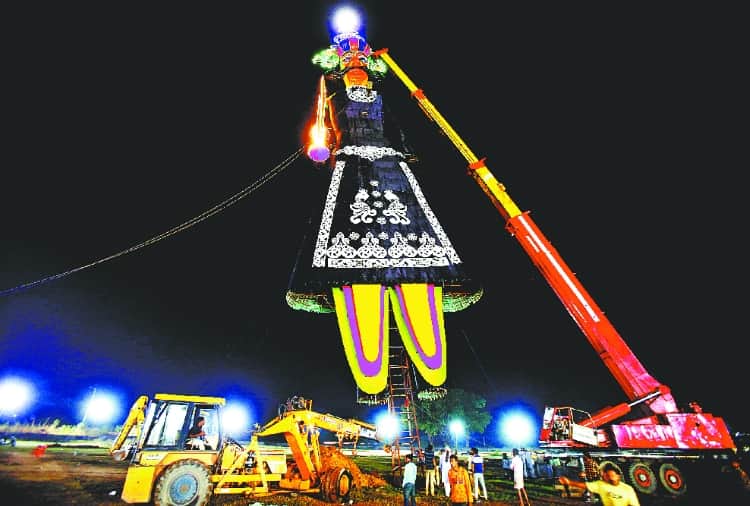 Dussehra 2019, World's Tallest Ravana Stands in Chandigarh
