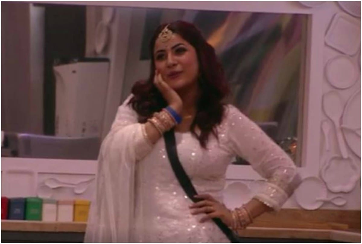 Bigg Boss 13 salman khan Show paras chhabra Ditched Shehnaz gill in nomination task