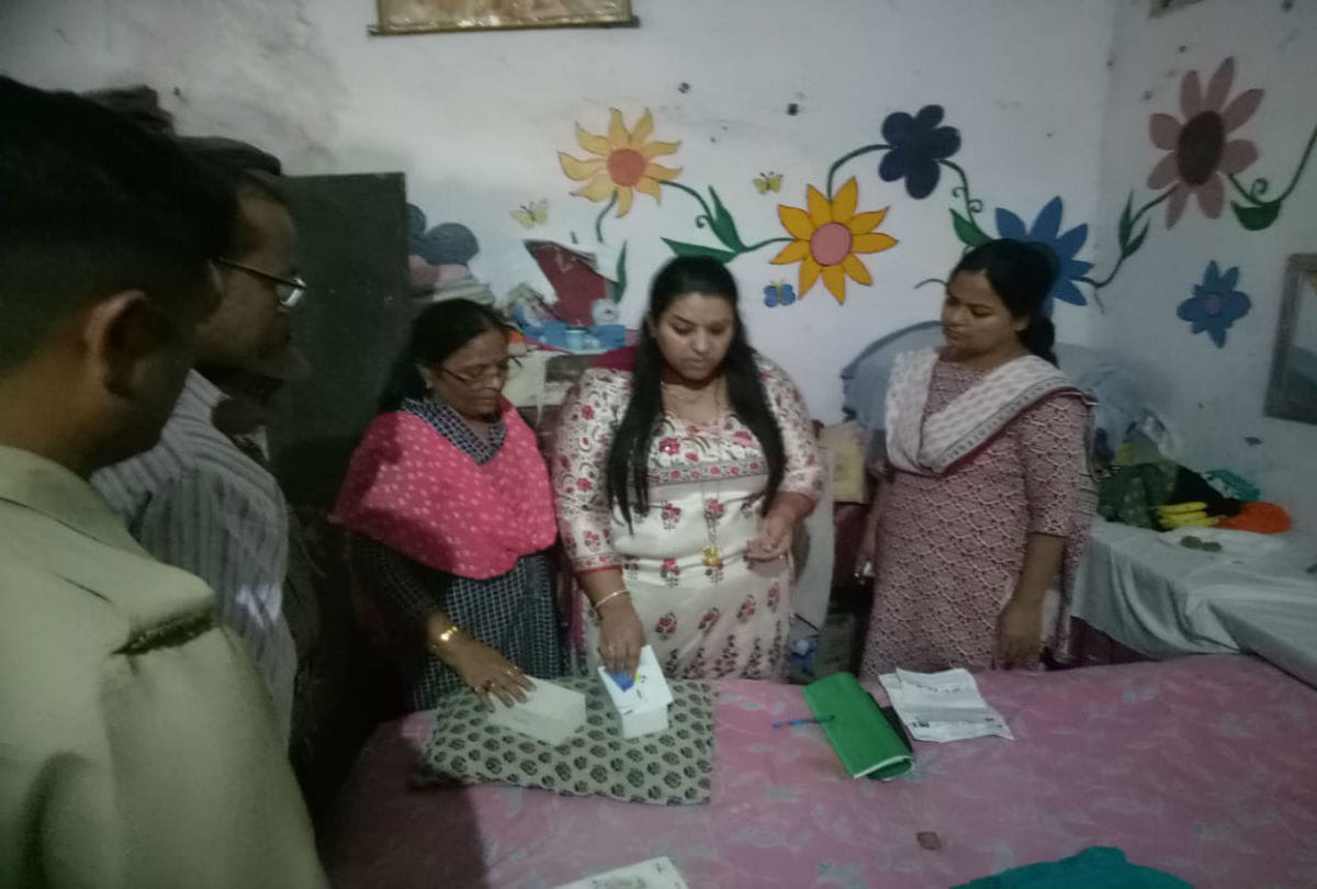 vice president of women commission inspected orphanage home in agra