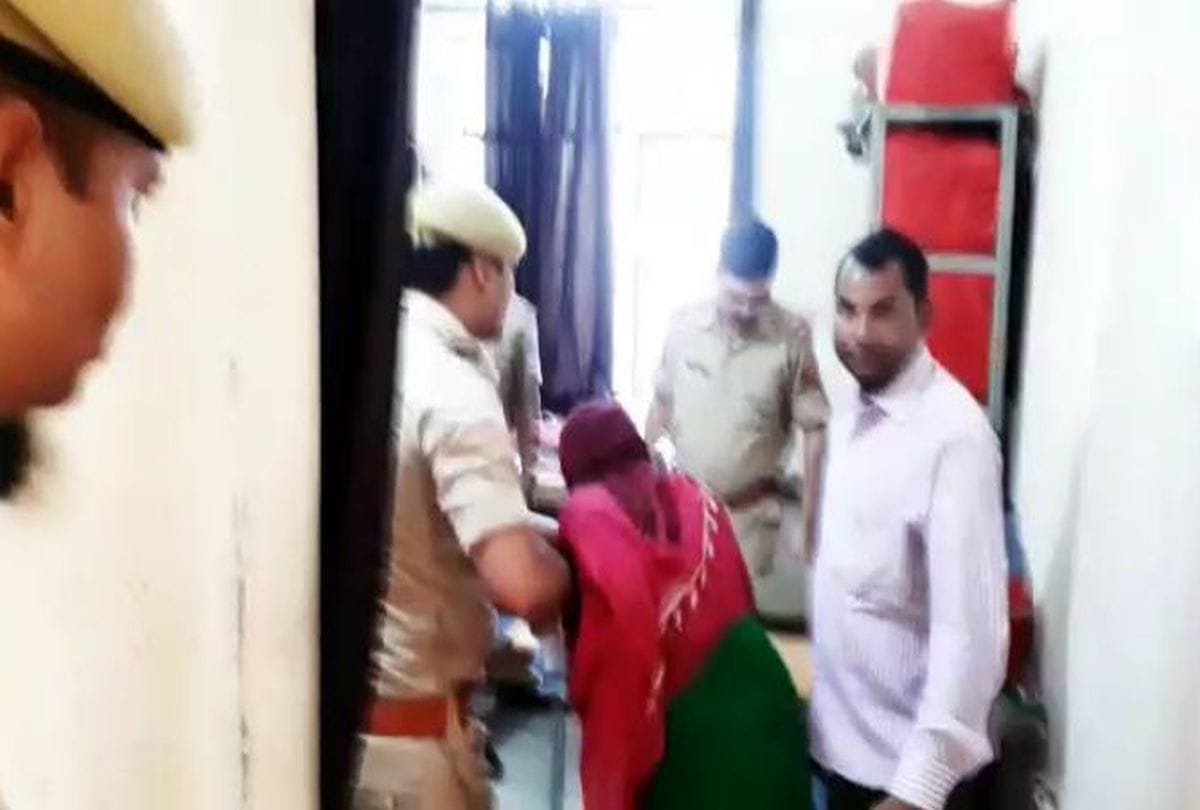 Victim Woman attempts self-immolation at SSP office agra