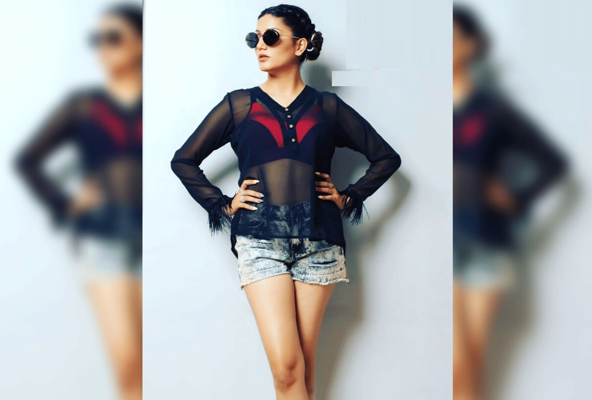 Sapna Choudhary Transformation Look New Picture Top and Shorts