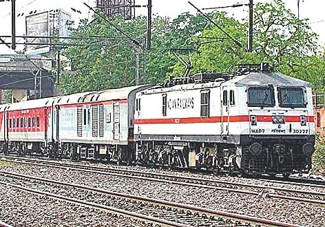 Trains start operating between Ballia Chapra