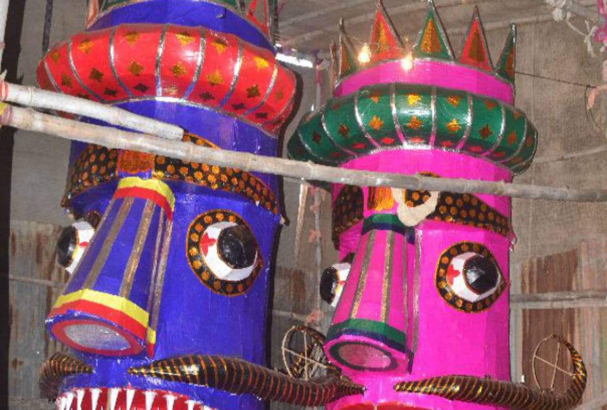 up muslim man making effigies of ravana in ramleela agra on dussehra
