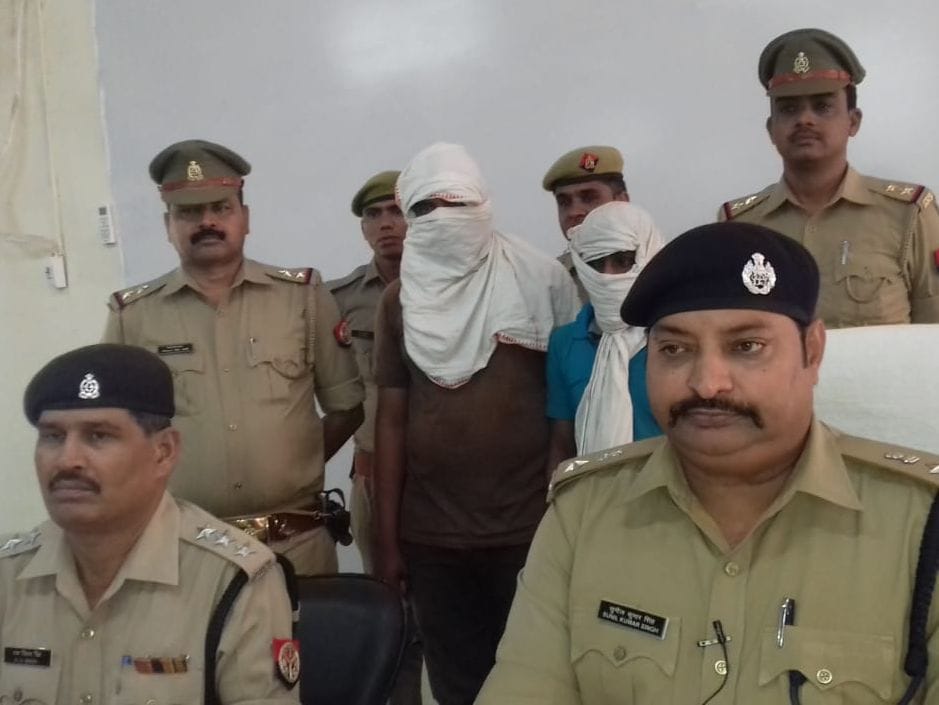 loot, crime in etah