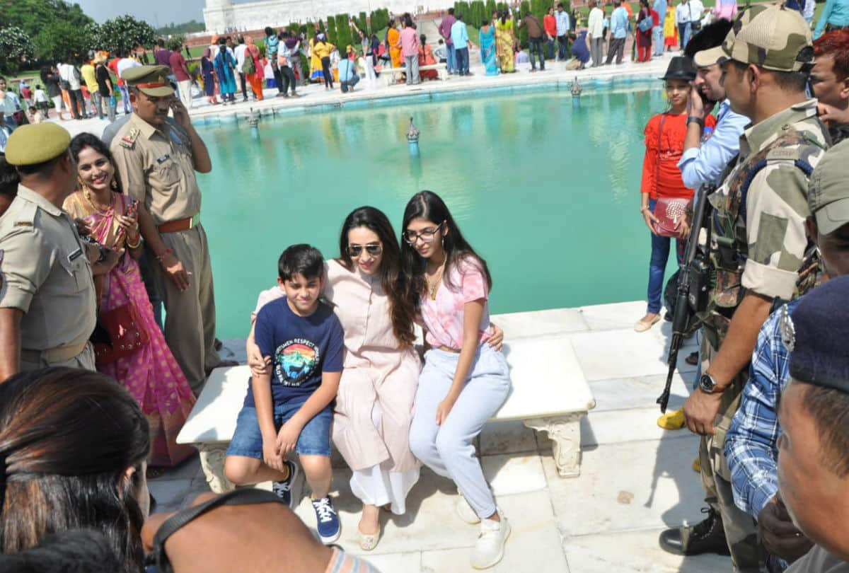 sushmita sen to karishma kapoor bollywood single mother actress
