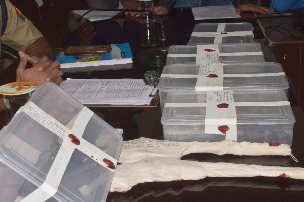 Police exposed a illegal arms factory in cemetery at Meerut district