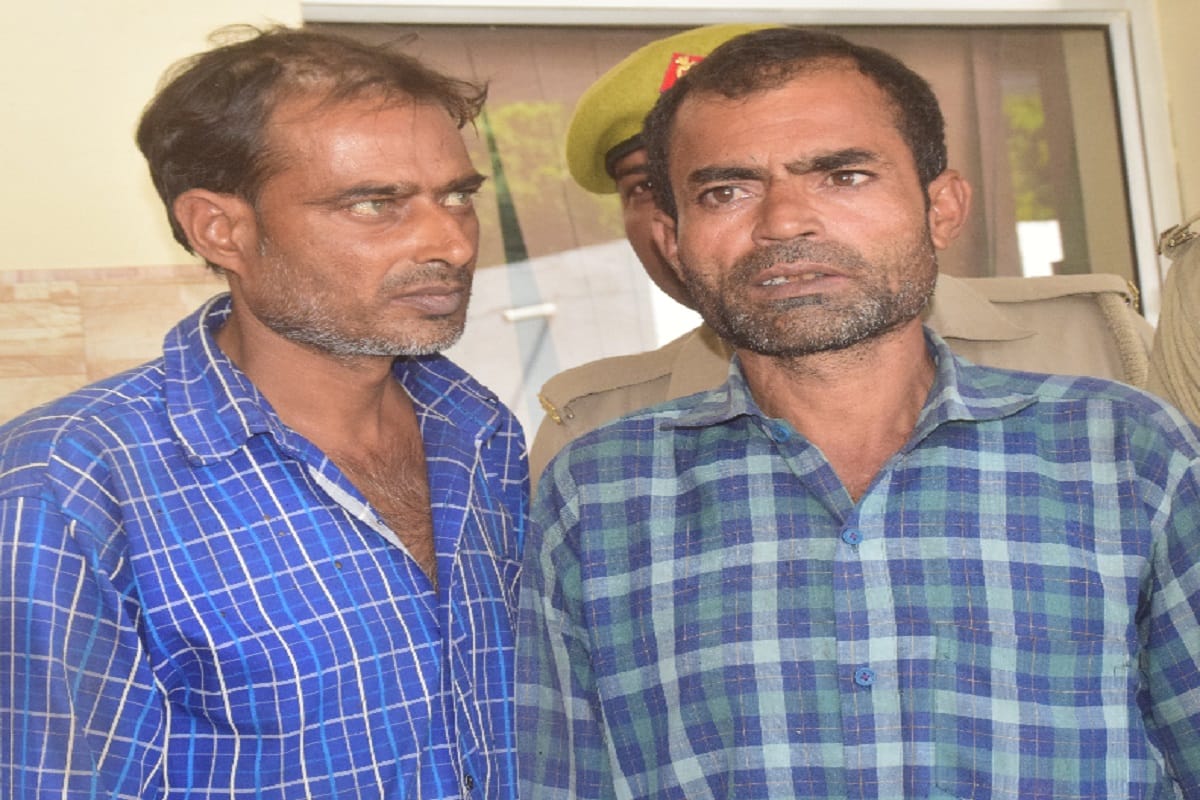 Police exposed a illegal arms factory in cemetery at Meerut district