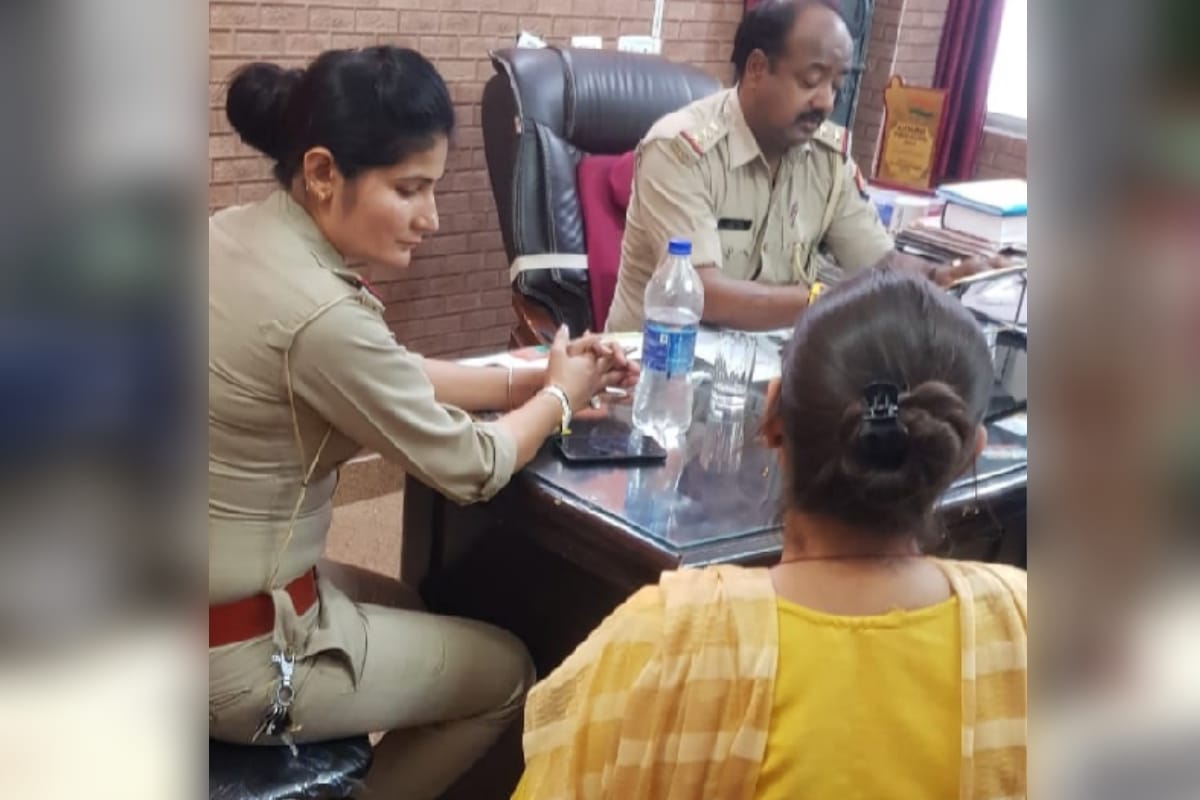 Teacher threatened to throw acid in Meerut