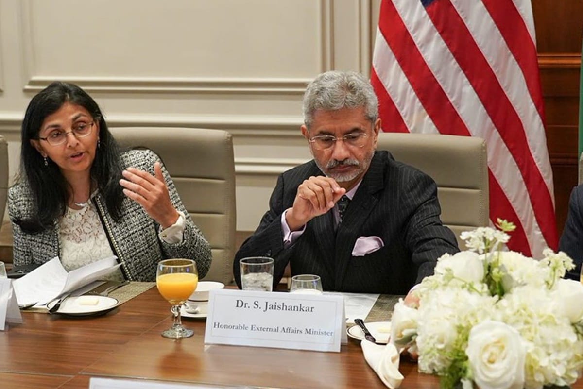 Jaishankar take jibe on pakistan and says we have good relations with every neighbour excluding one