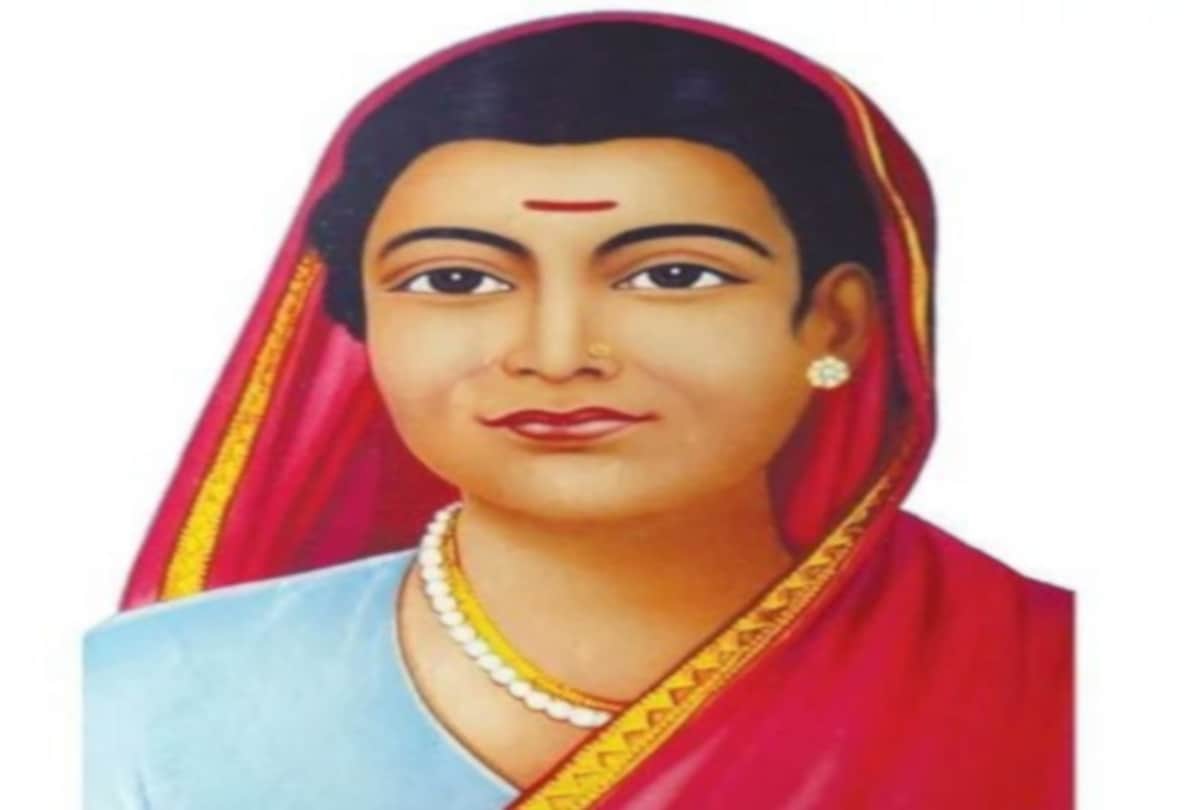 Savitribai Phule history of First female teacher of India, Who started first girls school in India