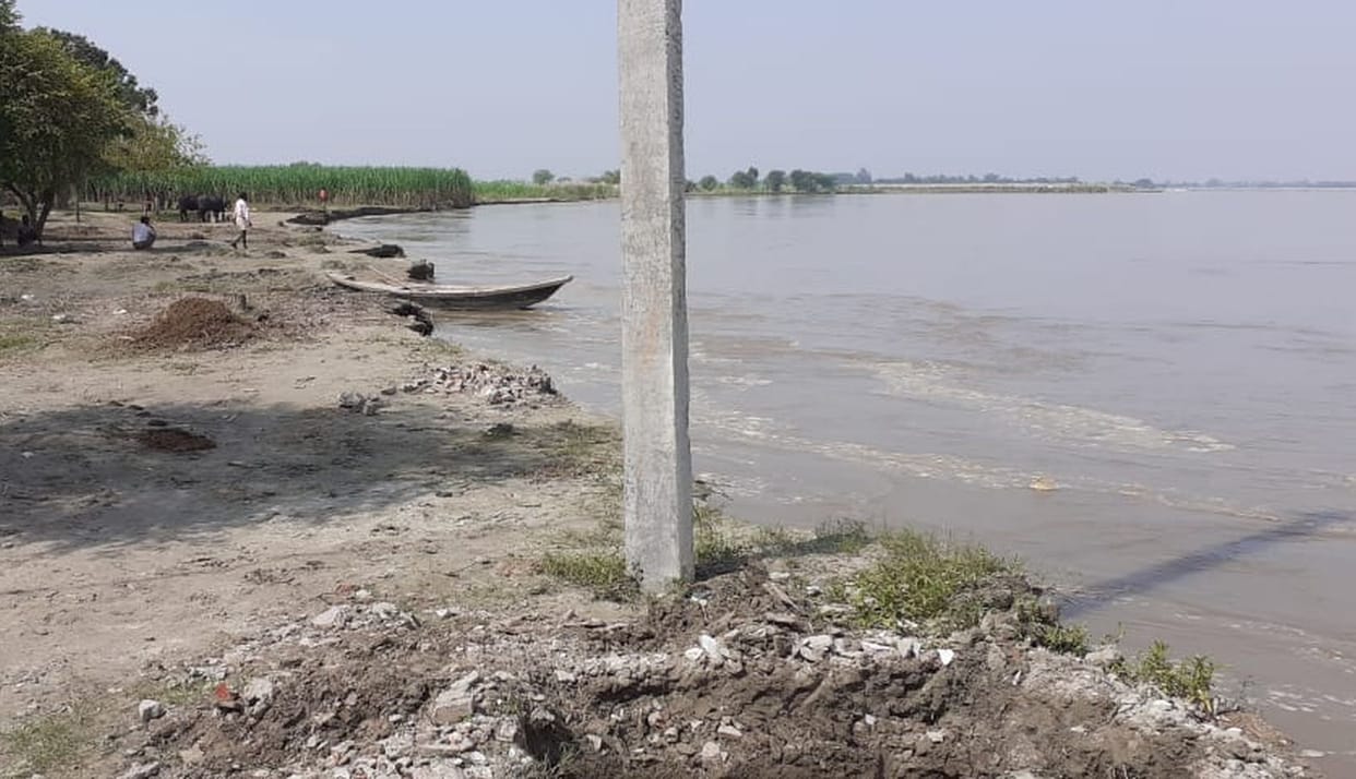 Fall in water level due to lower Ganga water level