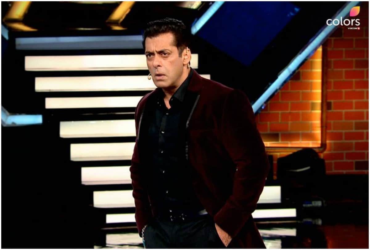 teenager from Ghaziabad sent a hoax mail about bomb at Salman Khan Mumbai home Galaxy apartment