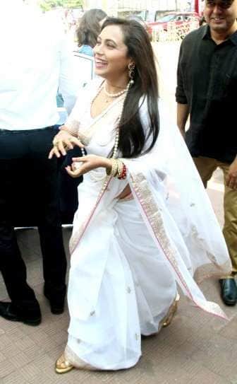 Rani Mukerji, Jaya Bachchan to Anurag Basu Celebrate Durga Puja at Pandal in mumbai