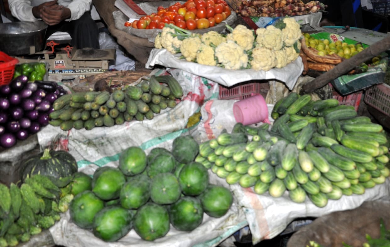 Prices of fruits and vegetables on the sky