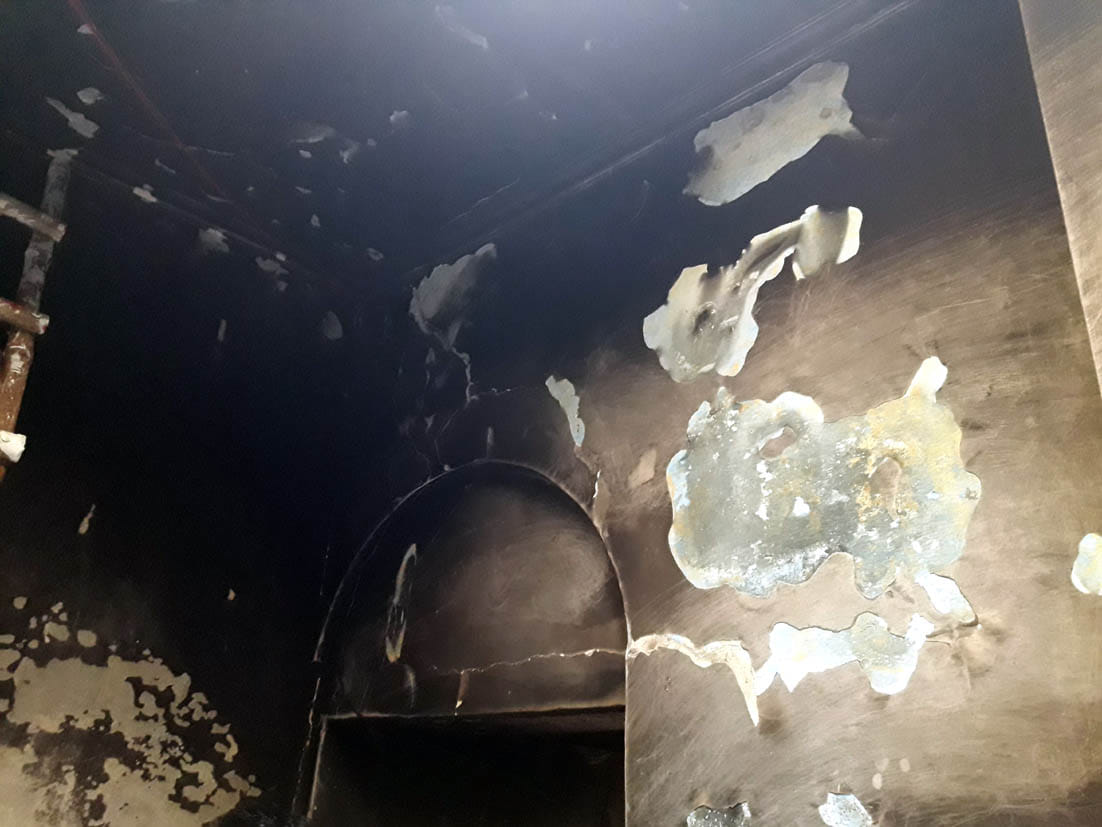 Mother-son scorched by fire, goods kept in house also burnt