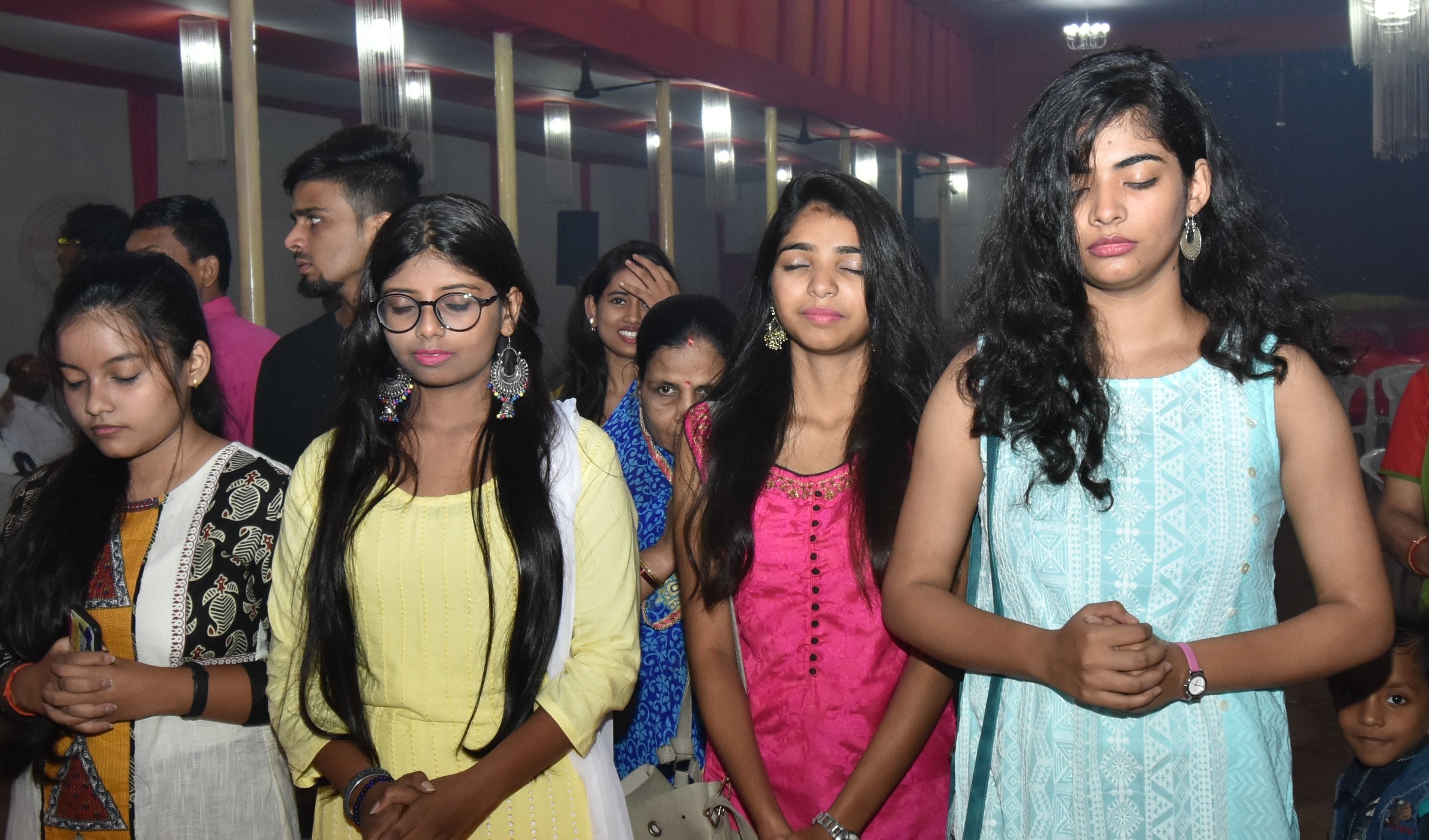 Prayagraj: Goddess's life reputation in Durga pandals, statues awakened by Eye donation