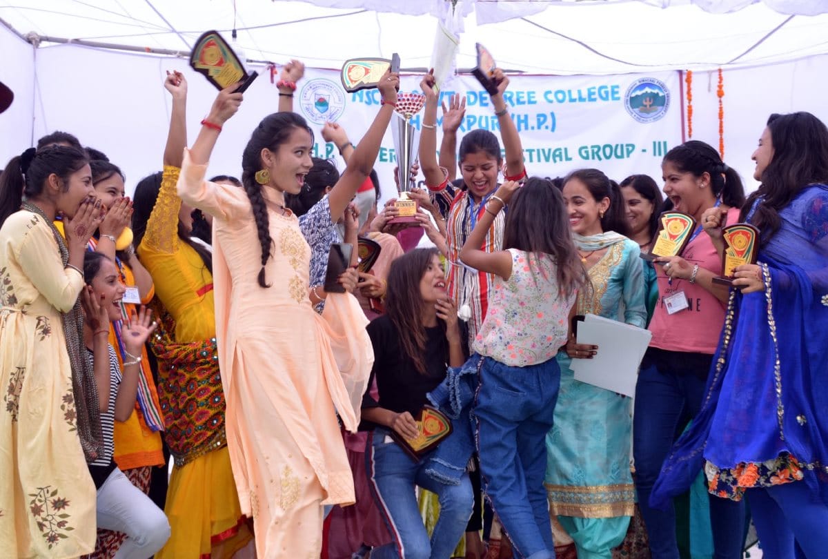 Hamirpur Win folk dance and Shimla College win Fine Art in Youth festival