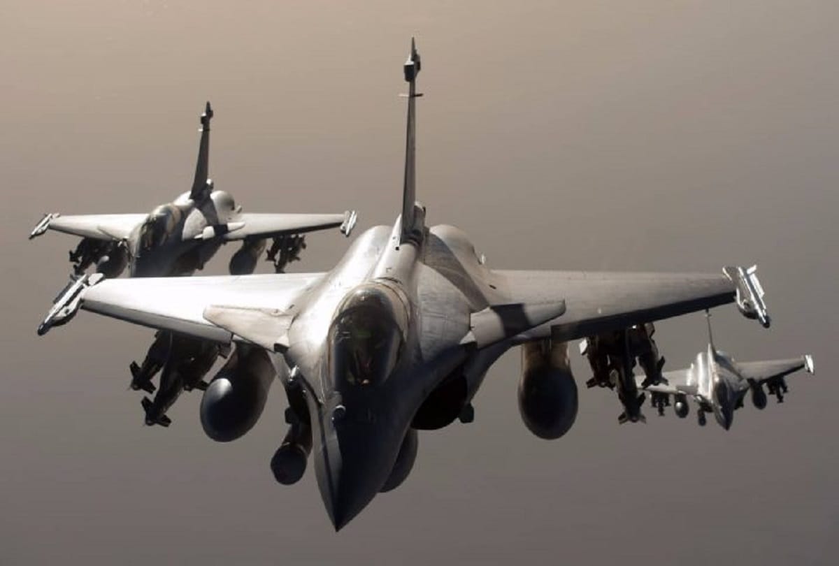Indian Rafale Vs Pakistan F 16, Rajnath Singh in Rafale on Indian Airforce Day