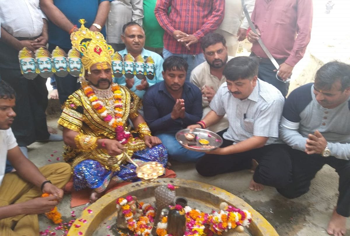Ravan puja In Mathura At Dussehra