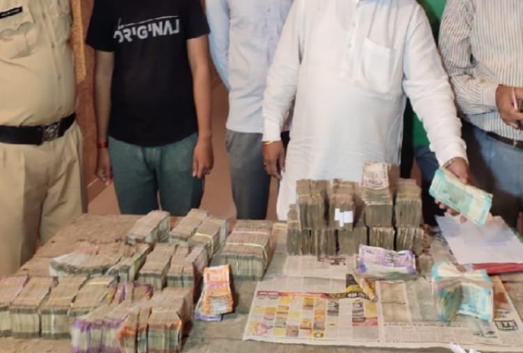 48.90 lakhs Rupees recovered from car In Sonipat