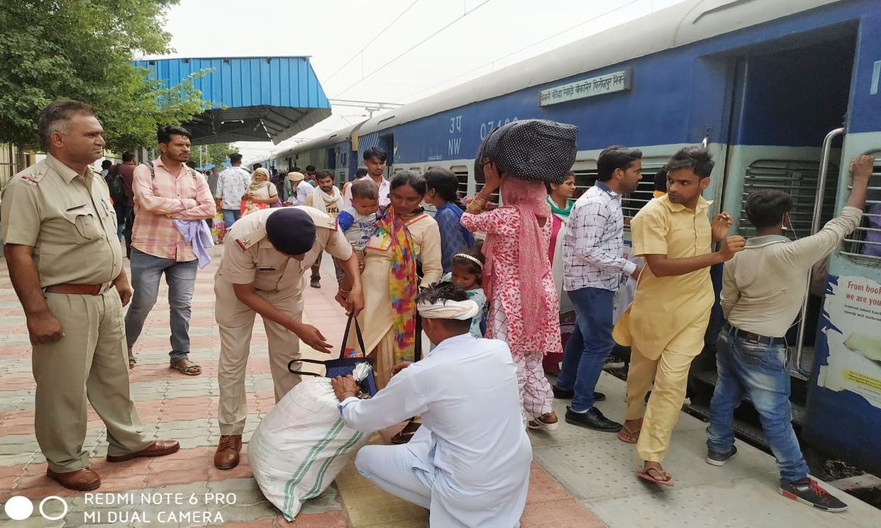 police increased vigil on vehicle coming from punjab, haryana assembly elections 2019