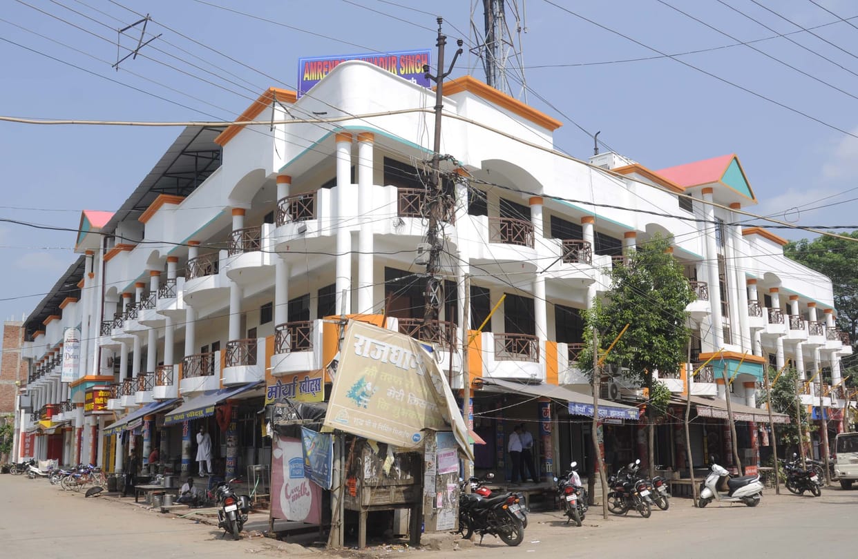 IAS Abhay's father put his name board around the City Palace