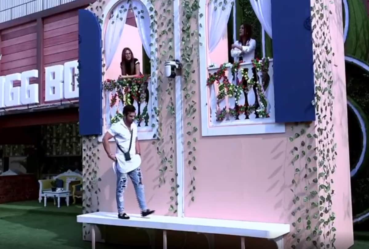 bigg boss 13 paras chhabra girlfriend reveals he has her name tattoo