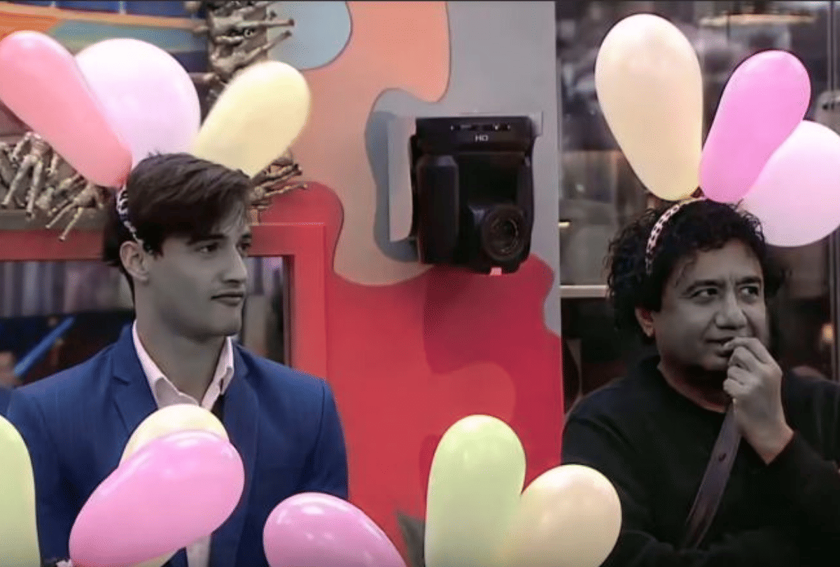 Bigg Boss 13 Weekend Ka Vaar Contestants bursts each other balloon