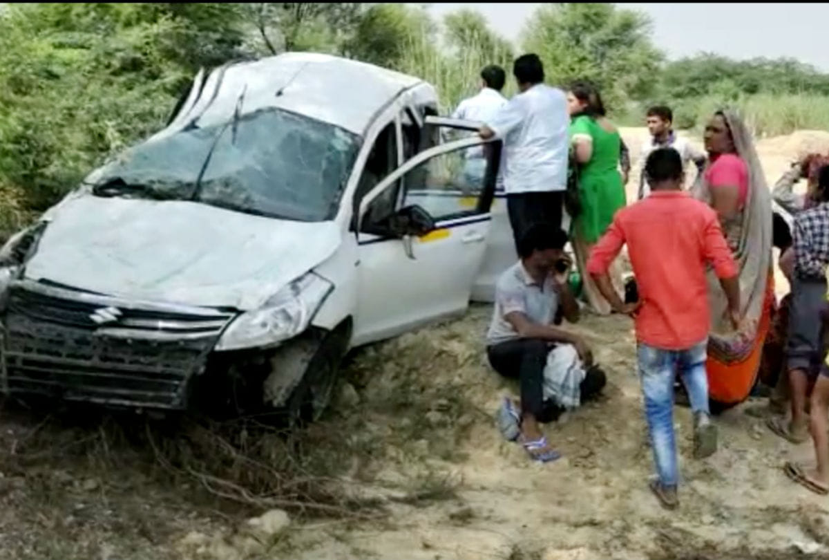 up mathura news car accident on yamuna expressway