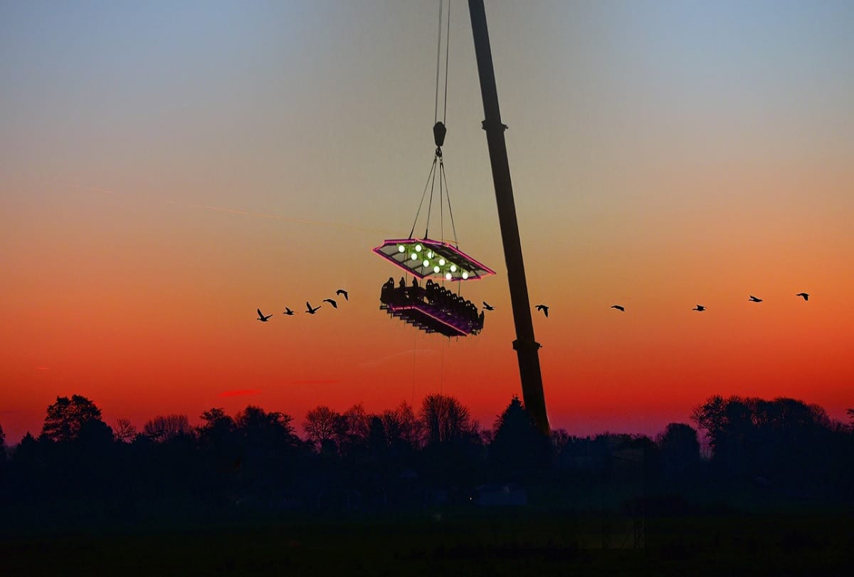 Fly dining restaurant in Noida serves food at 160 feet up in the air