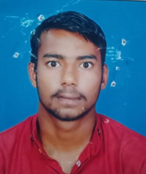 Dead body of young man found hanging on mango tree