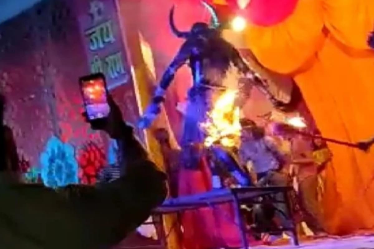 Youth died after he gets scorched in Ram Leela in muzaffarnagar 