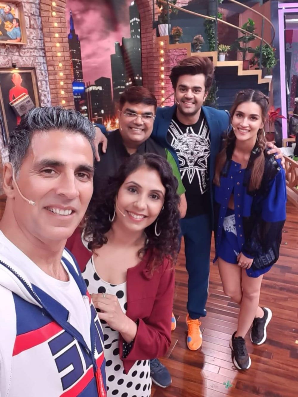 Dehradun nidhi won 11 lakhs in Movie Masti with Manish Paul