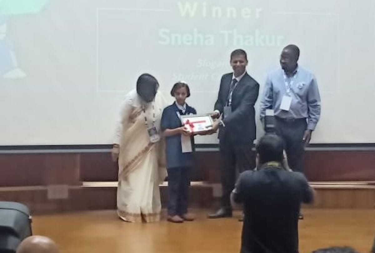 JNV Sarol Student Sneha tops in international e-defense competition