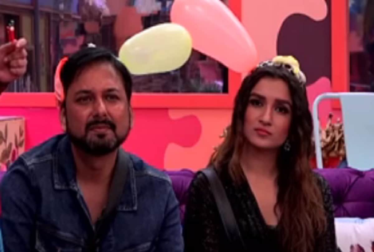 Bigg Boss 13 Siddharth Dey kisses Shefali Bagga in front of Salman Khan now get love letter