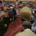 अबुल उला के उर्स में चादरपोशी कर मांगी मन्नत