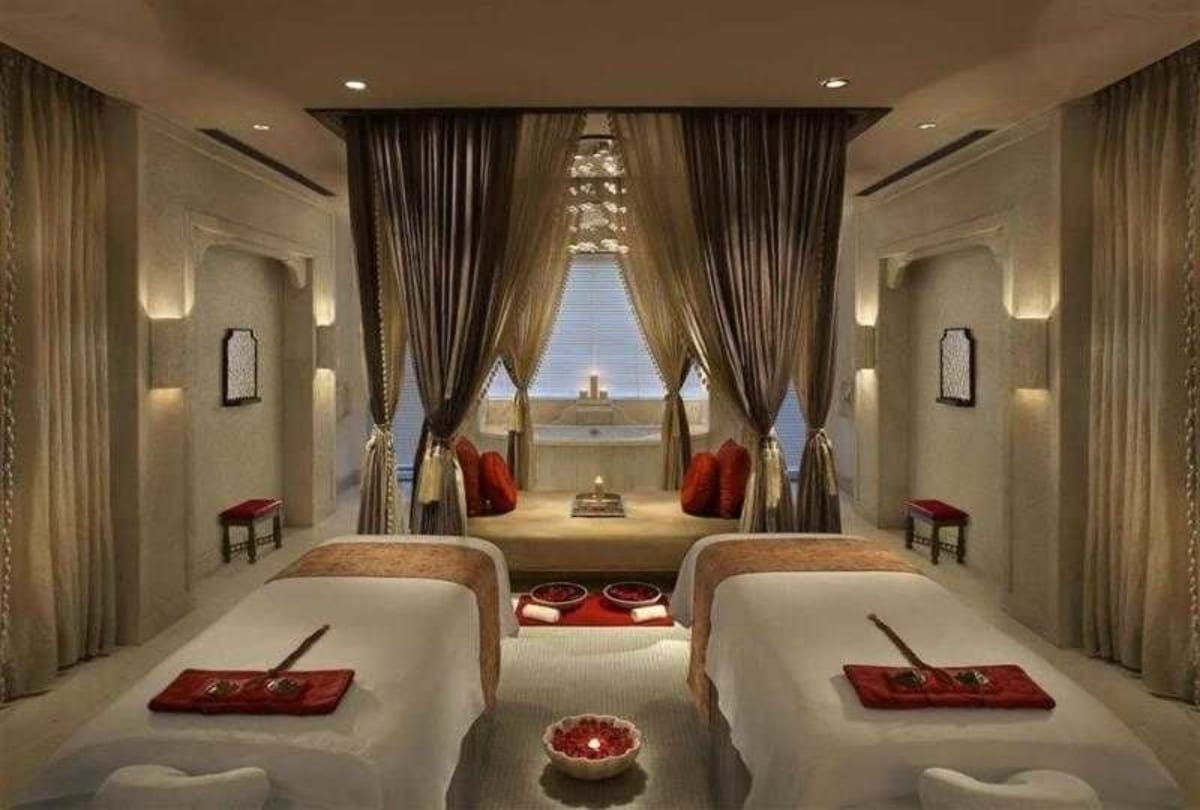 romantic places near delhi for couples in hindi