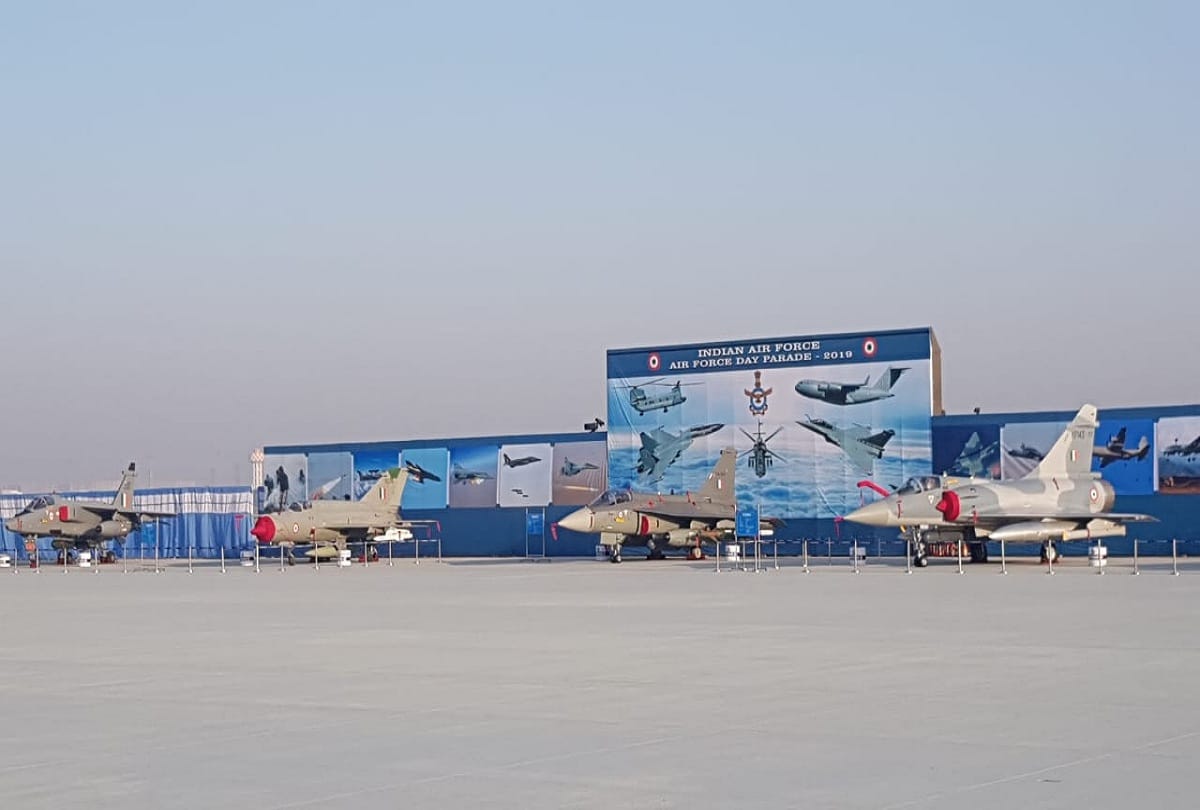 Abhinandan Varthaman during 87th Indian Air force day celebration MIG 20 Chinook Apache Dakota