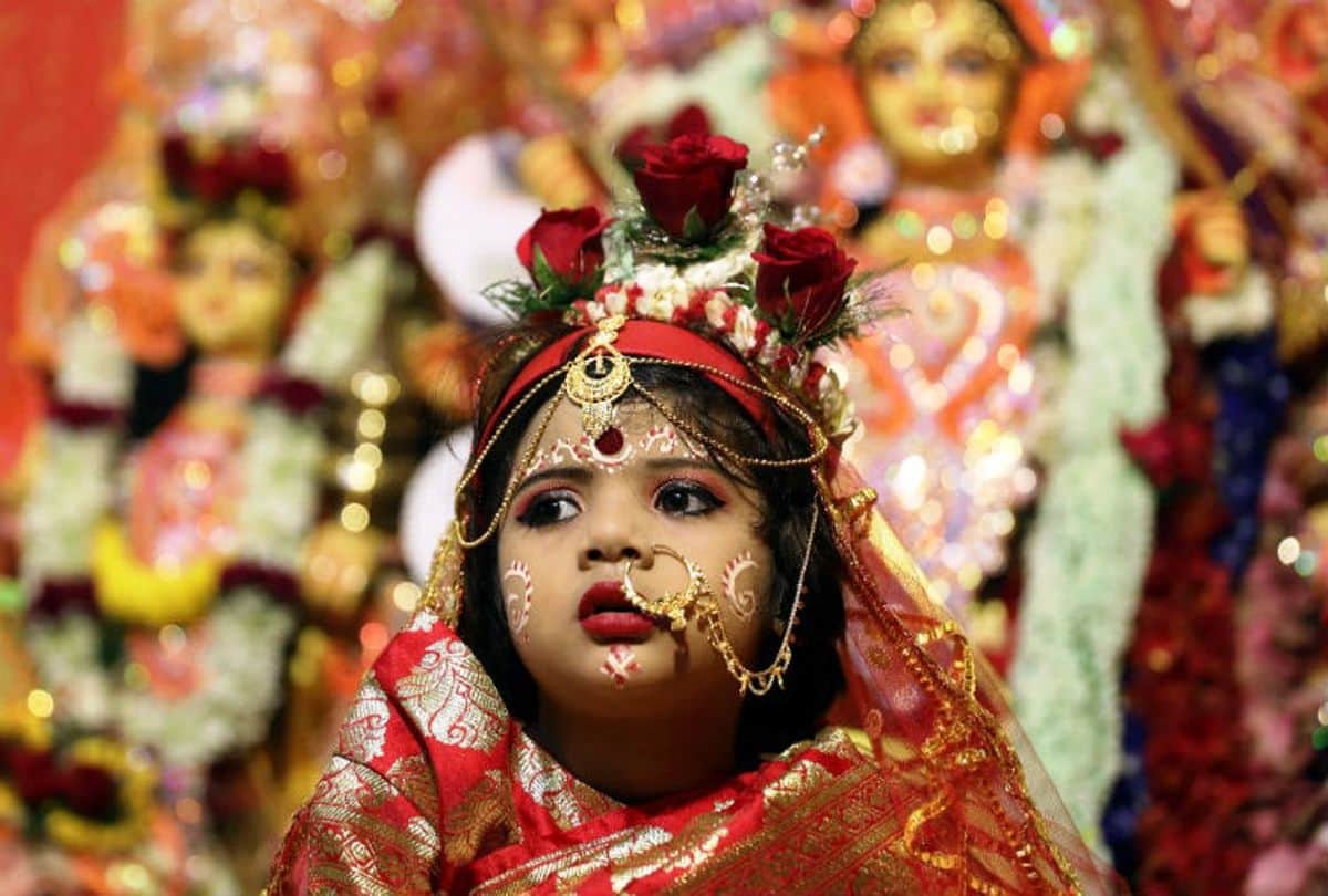 Fashion Tips Bindi Style And Shape According To Face Bindi Lagane Ka Tarika News In Hindi
